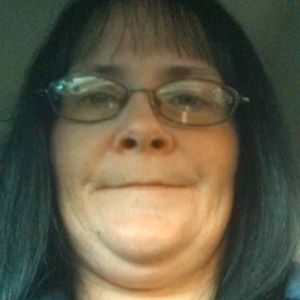 Meet your Posher, Leann